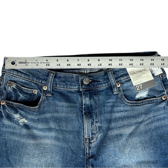 GAP Girlfriend Mid Rise Jeans sz 27/4 Tall Medium Wash Cuffed Raw Hem Stretch - Picture 4 of 11